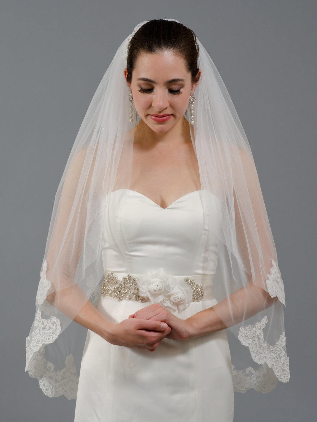 2tier ivory elbow alencon lace wedding veil V041