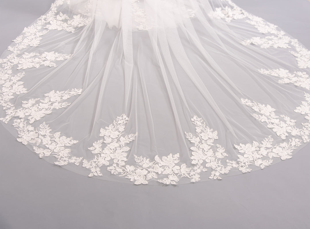 Light ivory wedding veil cathedral length V202C