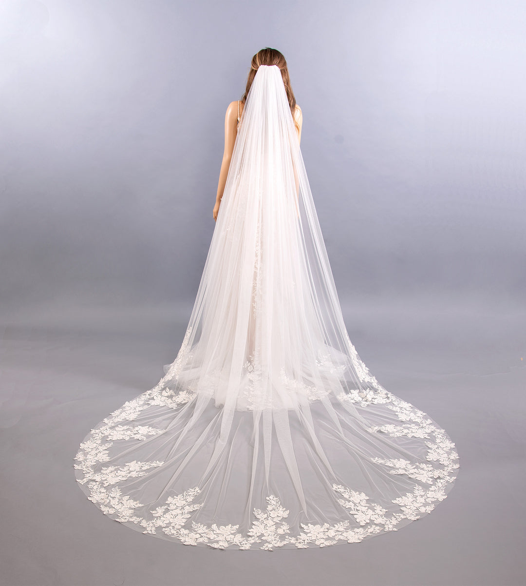 Light ivory wedding veil cathedral length V202C