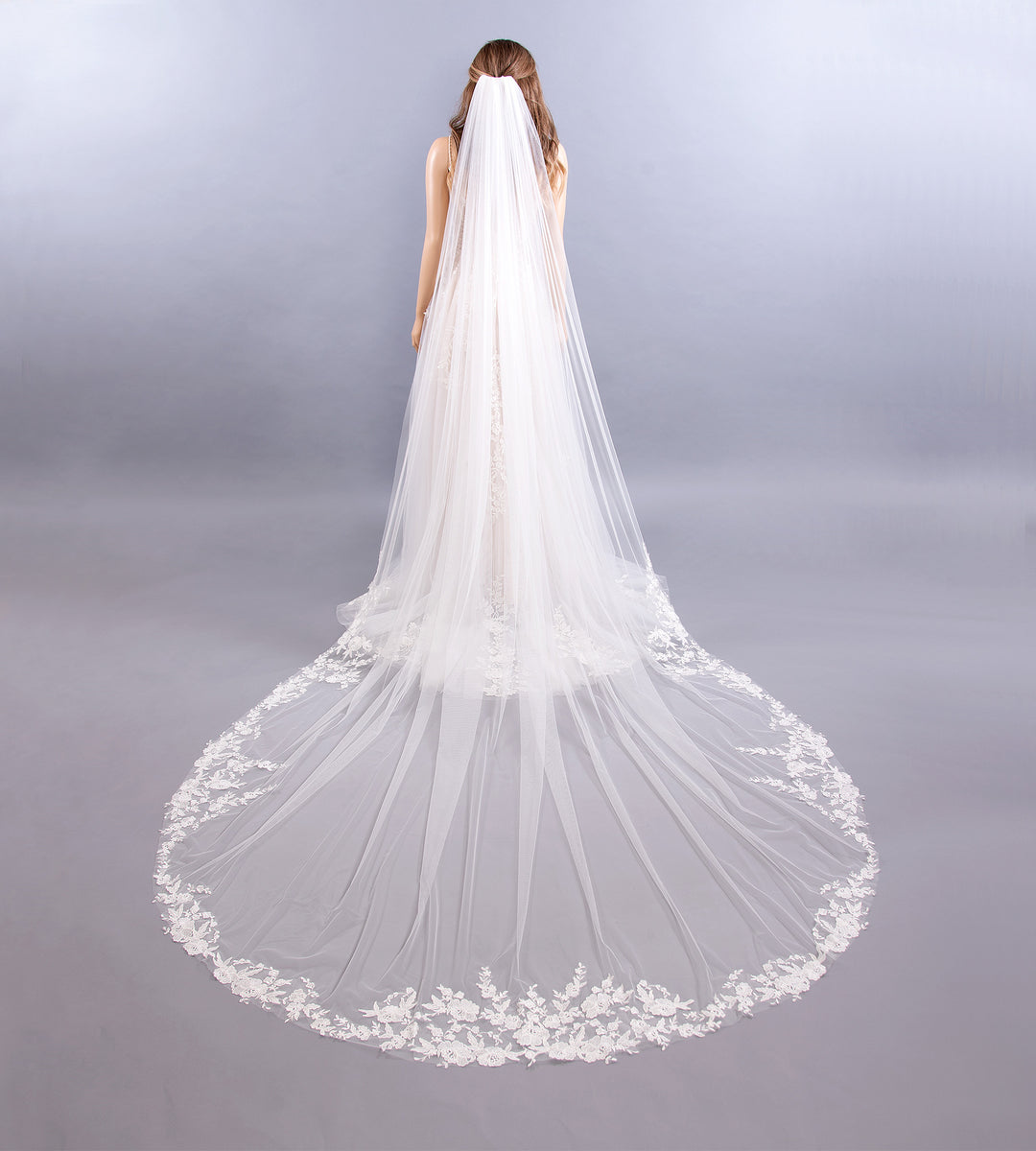 Light ivory wedding veil cathedral length V204C