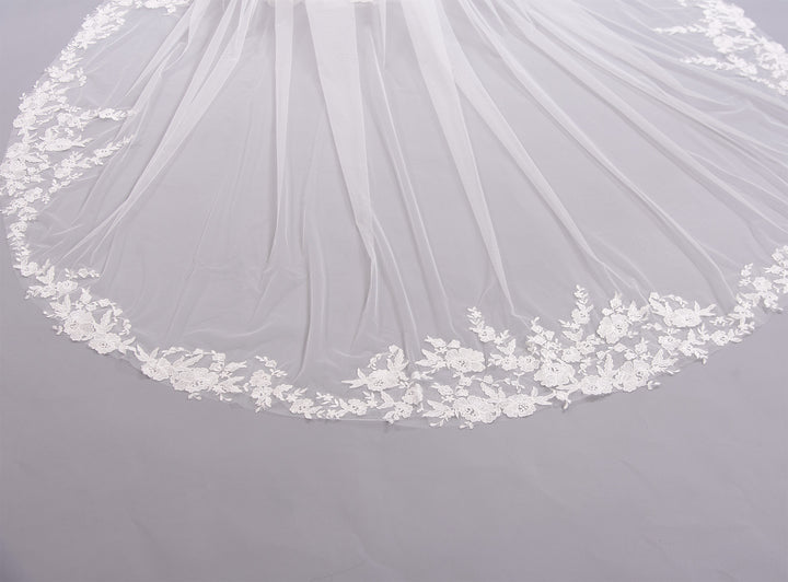 Light ivory wedding veil cathedral length V204C