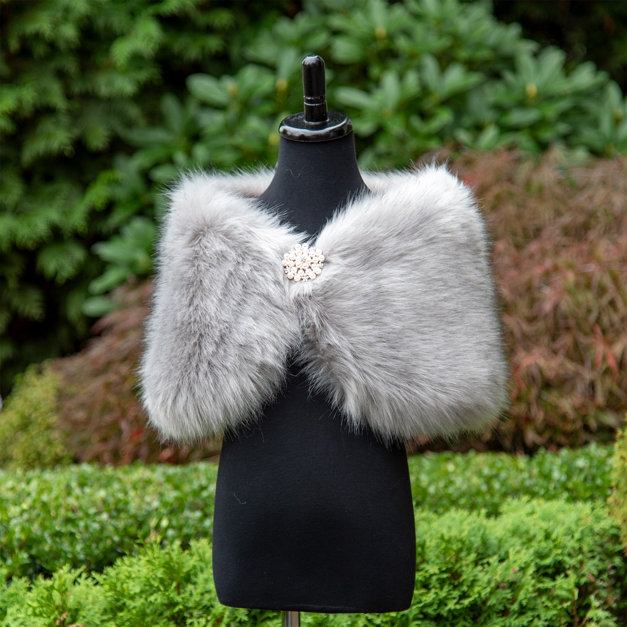 Flower girl gray faux fur wrap - Main Image