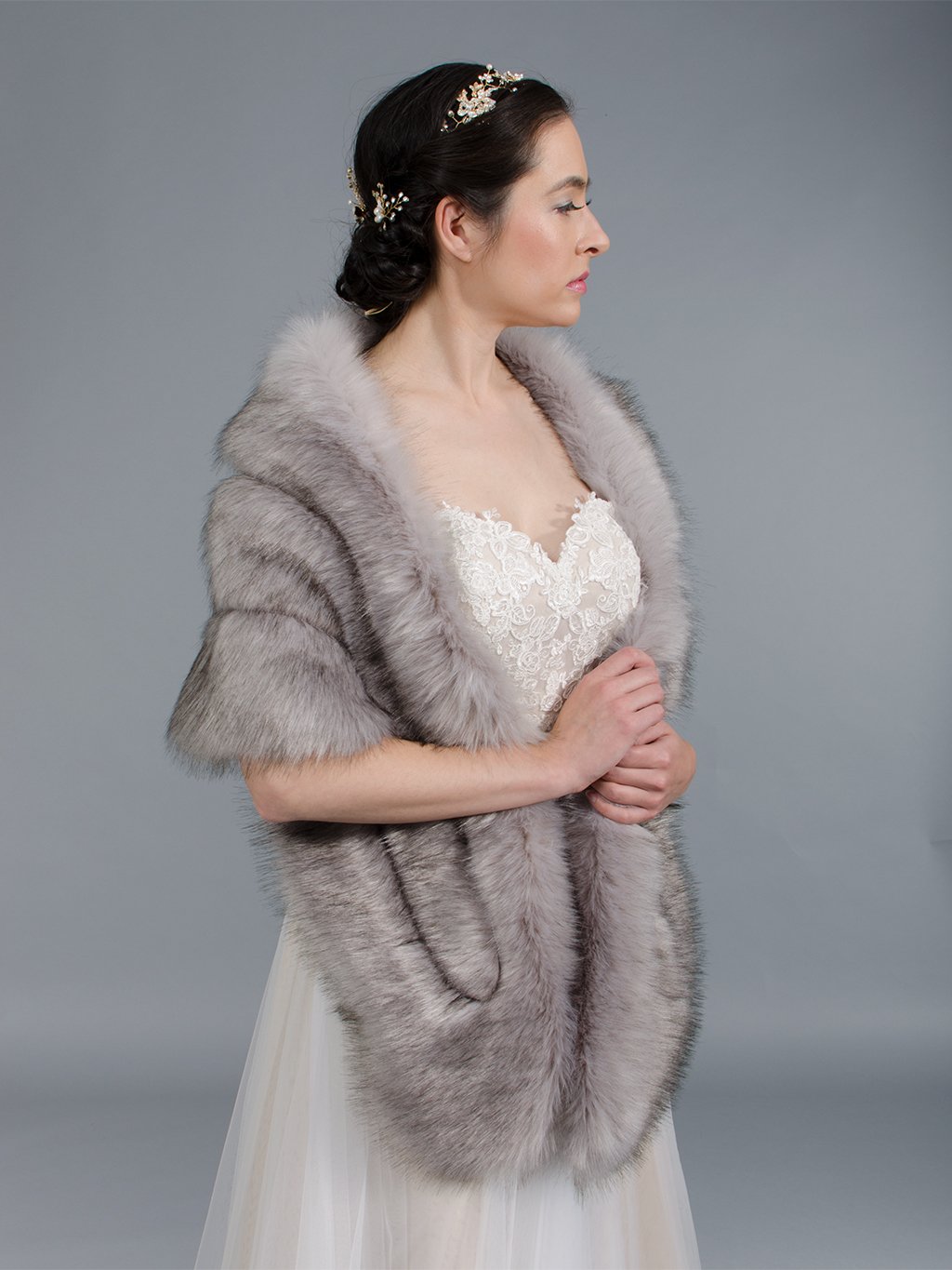 Gray faux fur stole bridal wrap with pocket