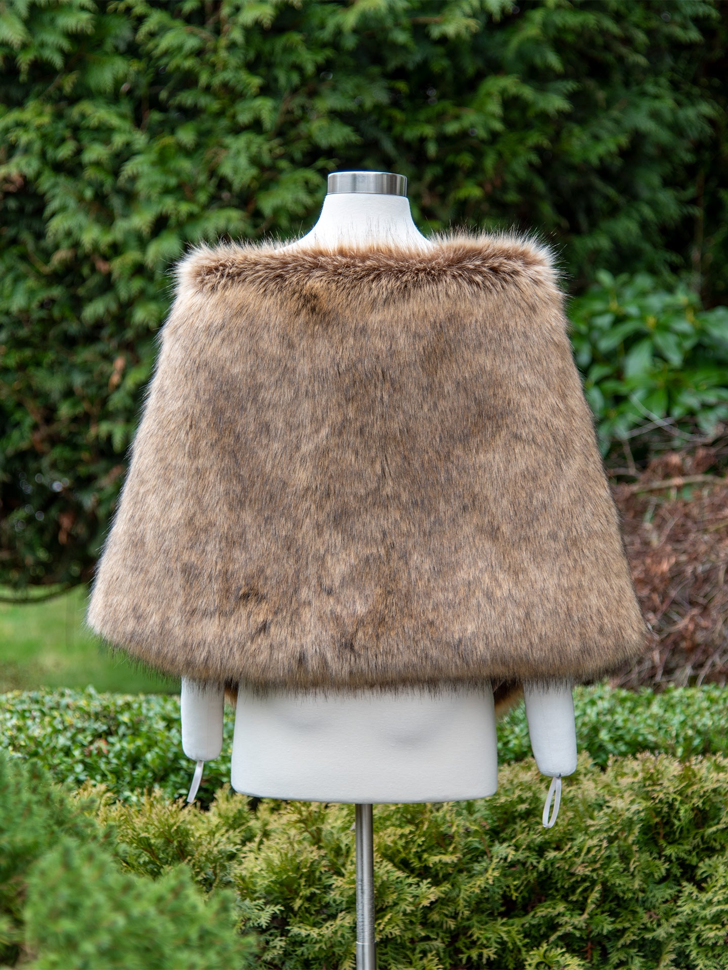 20" wide brown faux fur wrap with black tips