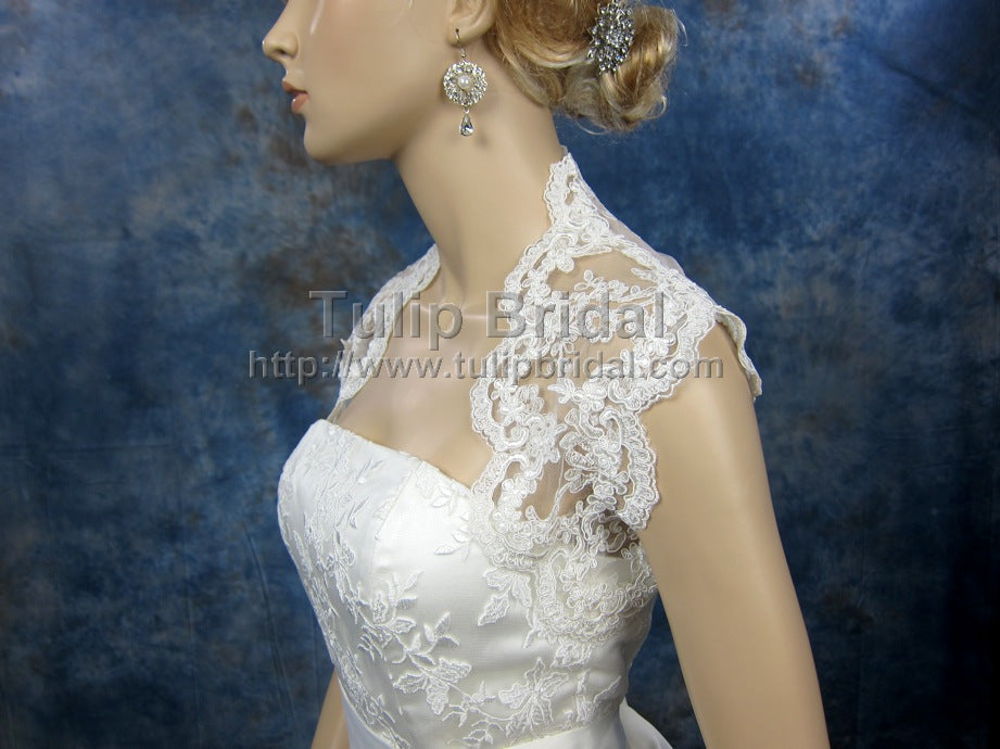 Sleeveless bridal keyhole back alencon lace bolero