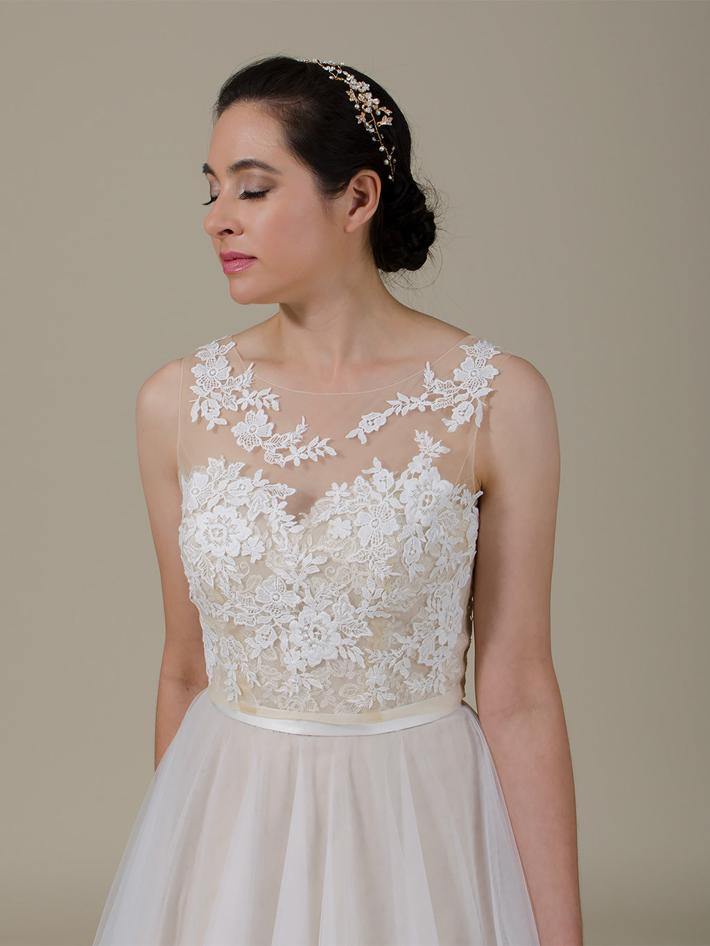 wedding dress topper