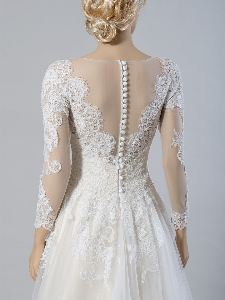 Long sleeve lace wedding dress with alencon lace 4031
