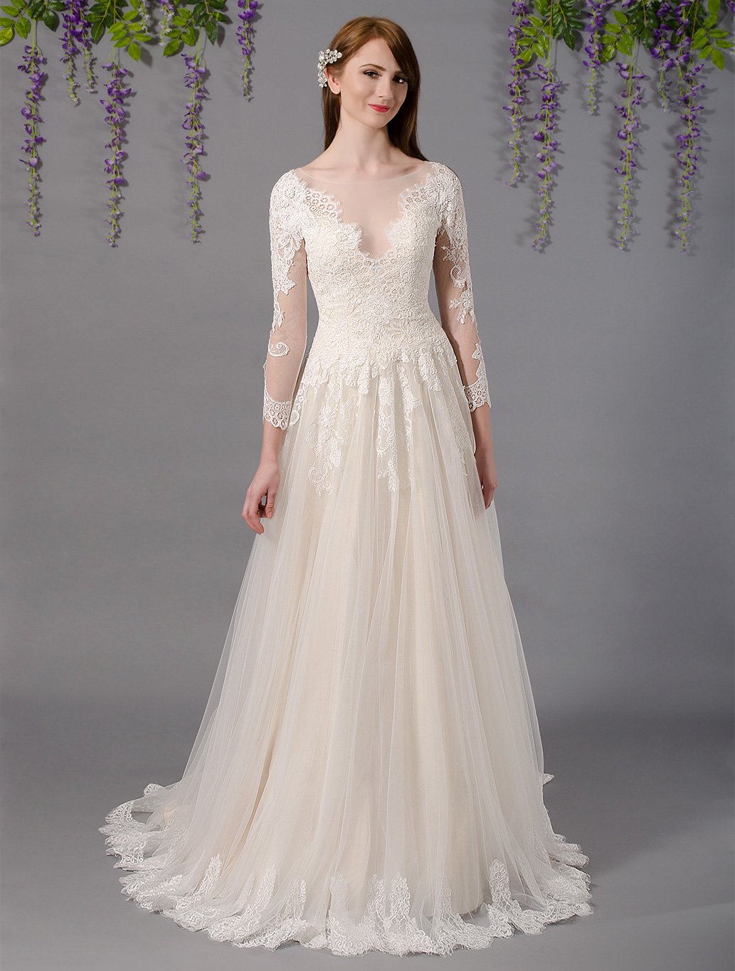 Long sleeve lace wedding dress with alencon lace 4031