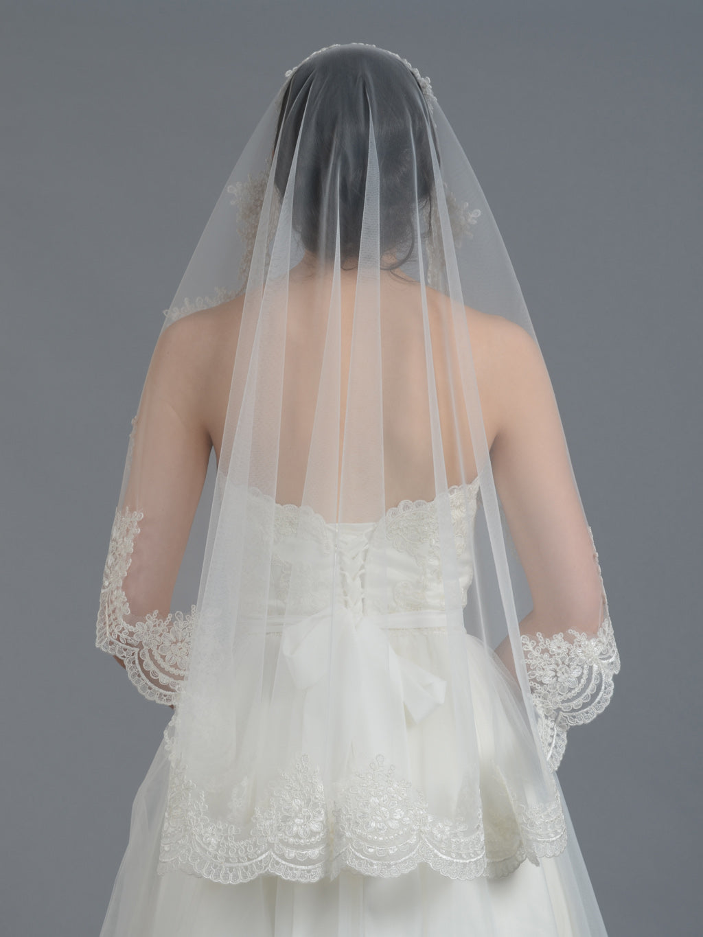 Mantilla bridal wedding veil elbow/fingertip V030