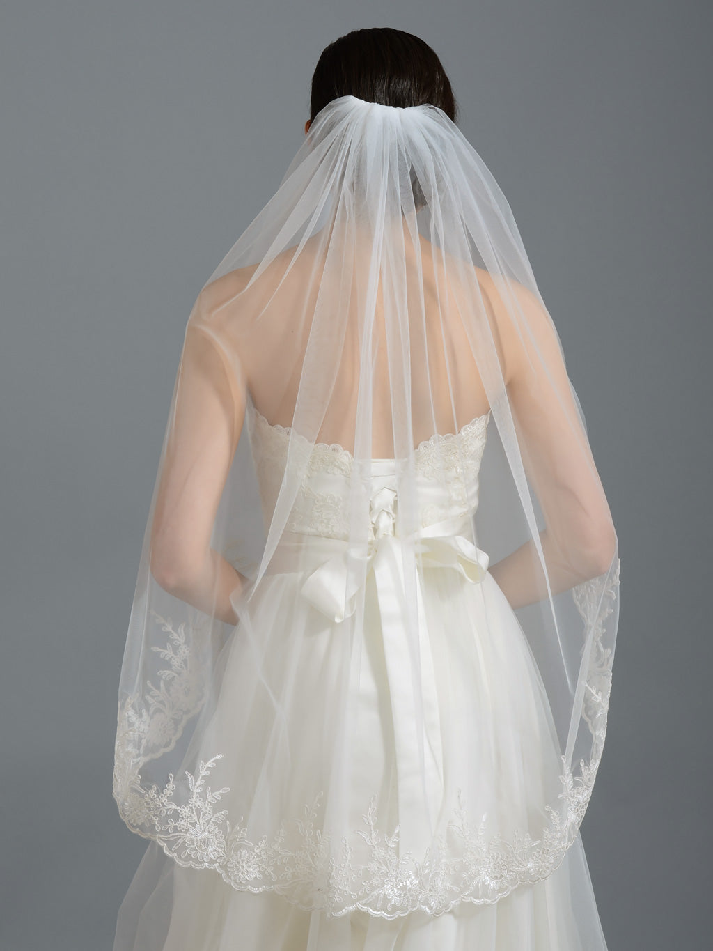 Ivory elbow alencon lace wedding veil V037