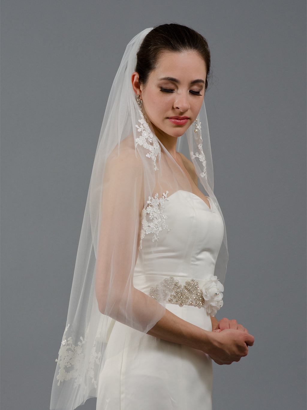 Ivory elbow wedding veil V046 venice lace