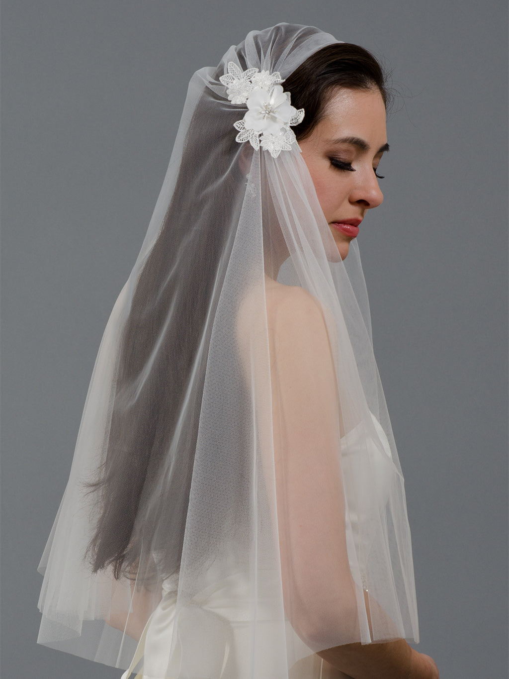 Ivory juliet cap wedding veil V047