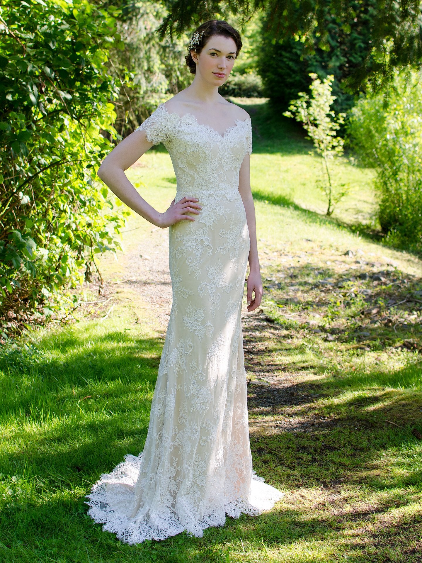 Off shoulder wedding dress 4058