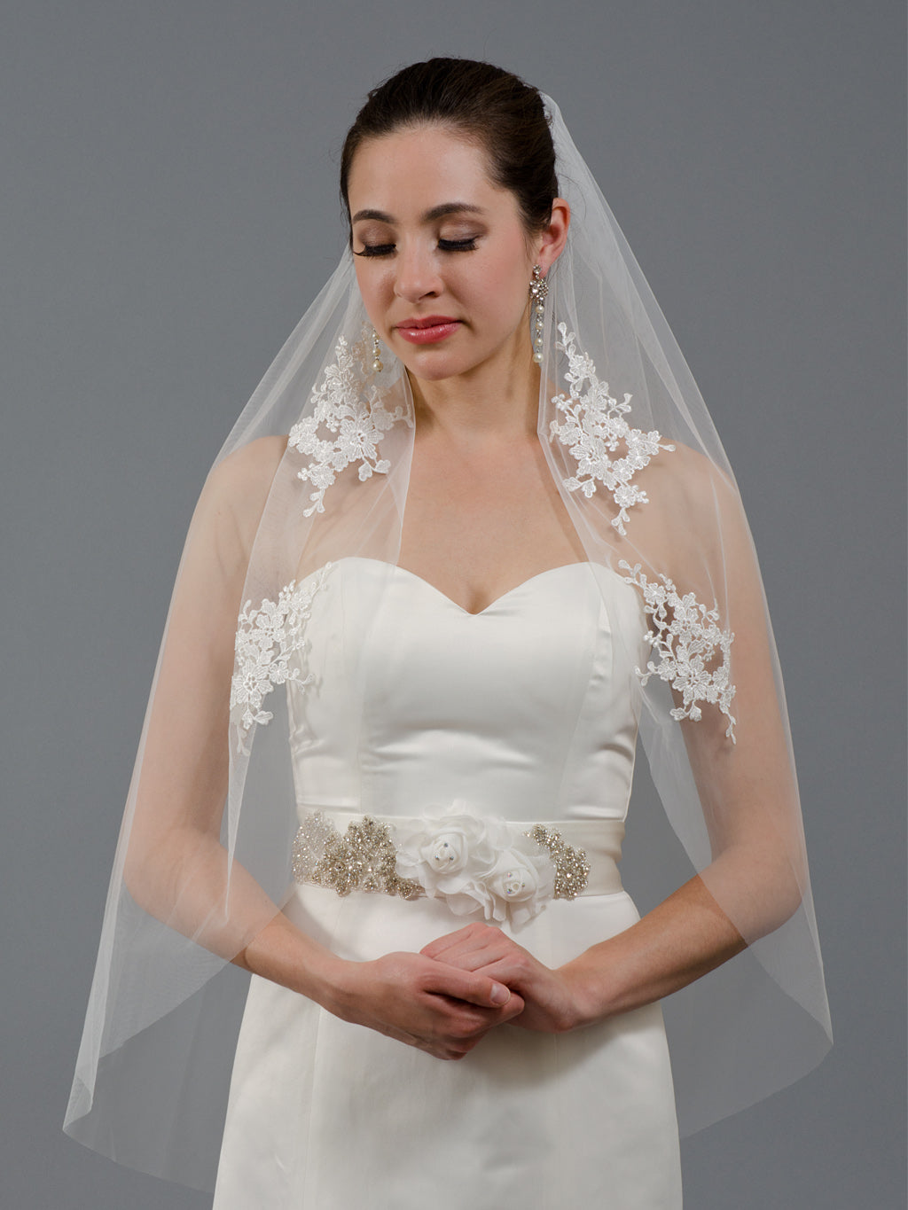 Ivory elbow wedding veil V046 venice lace 