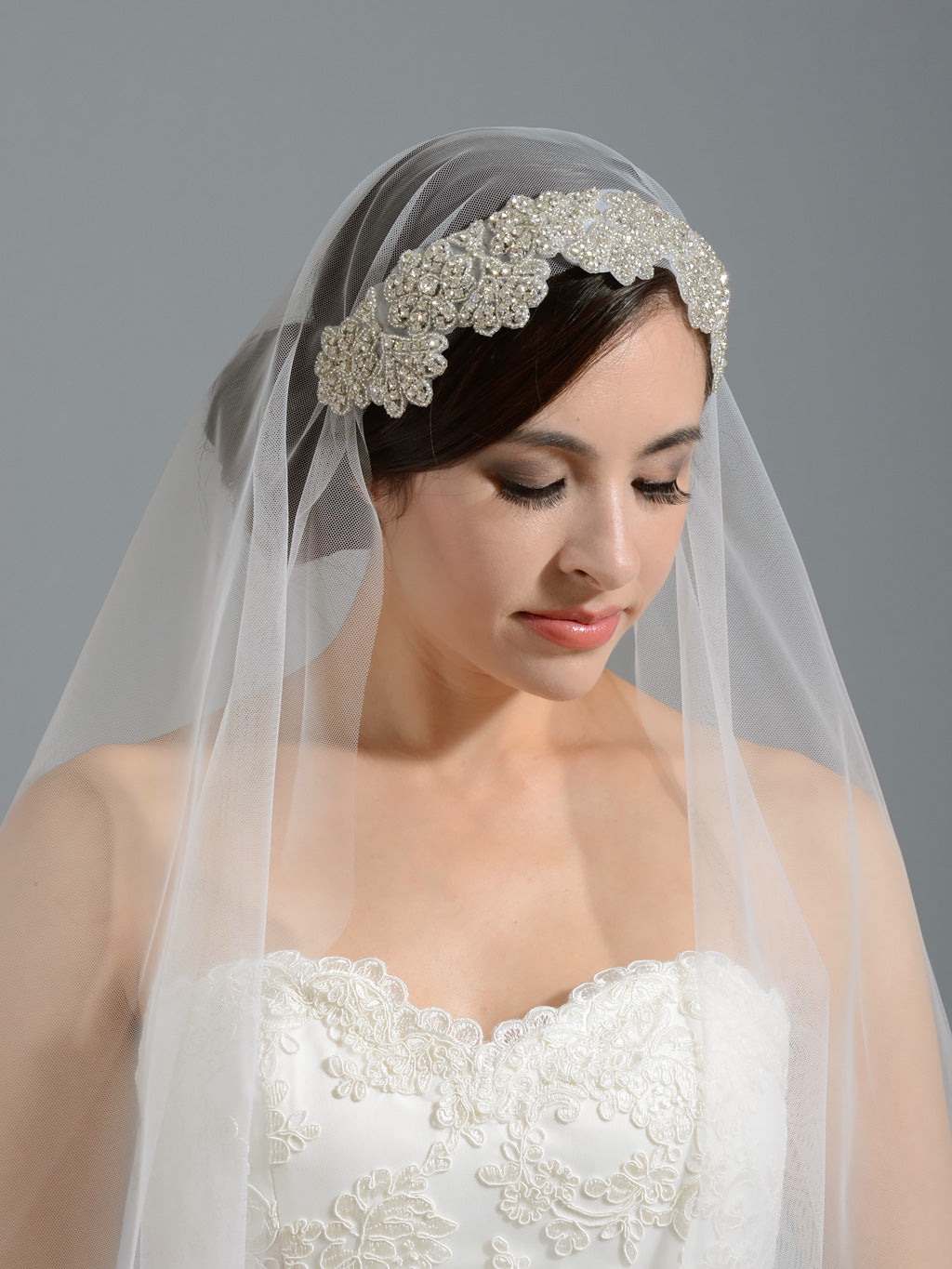 Ivory elbow wedding veil with rhinestone applique V048-V048