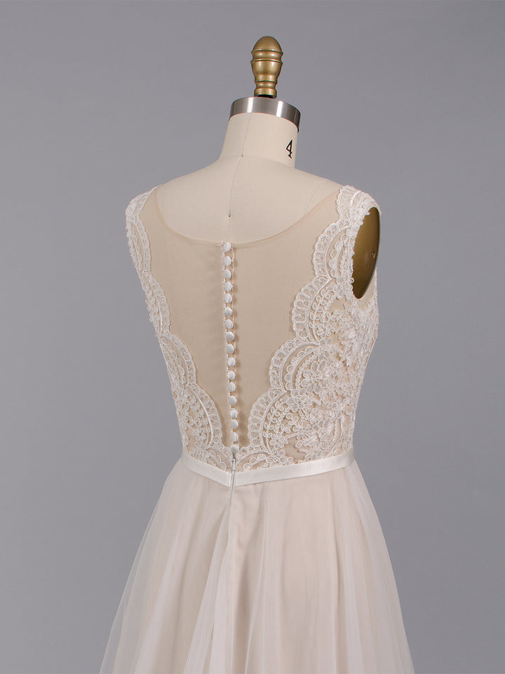 3/4 length sleeve lace wedding dress