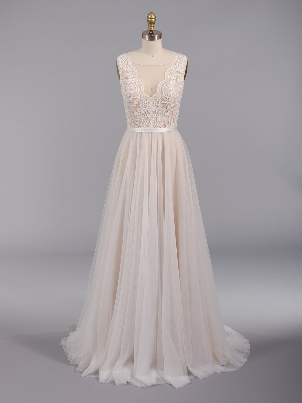 3/4 length sleeve lace wedding dress