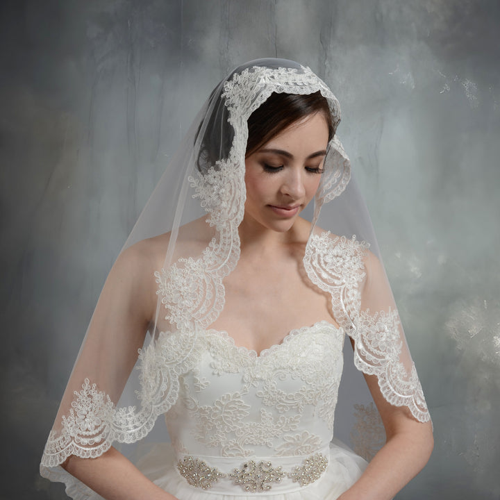 Mantilla bridal wedding veil elbow/fingertip V030