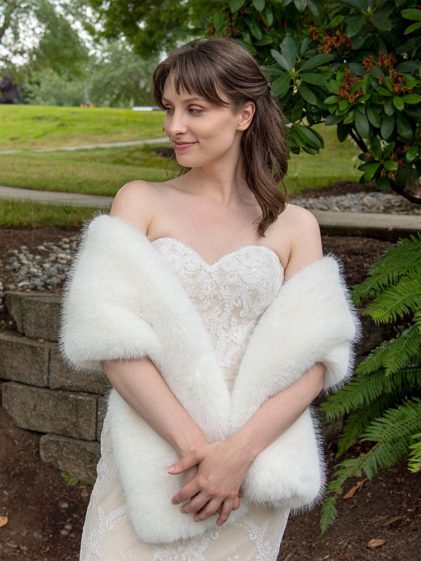 Pure light ivory faux fur wrap bridal shawl wedding stole