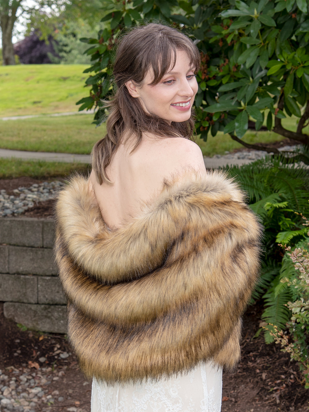 20" wide brown faux fur wrap with black tips