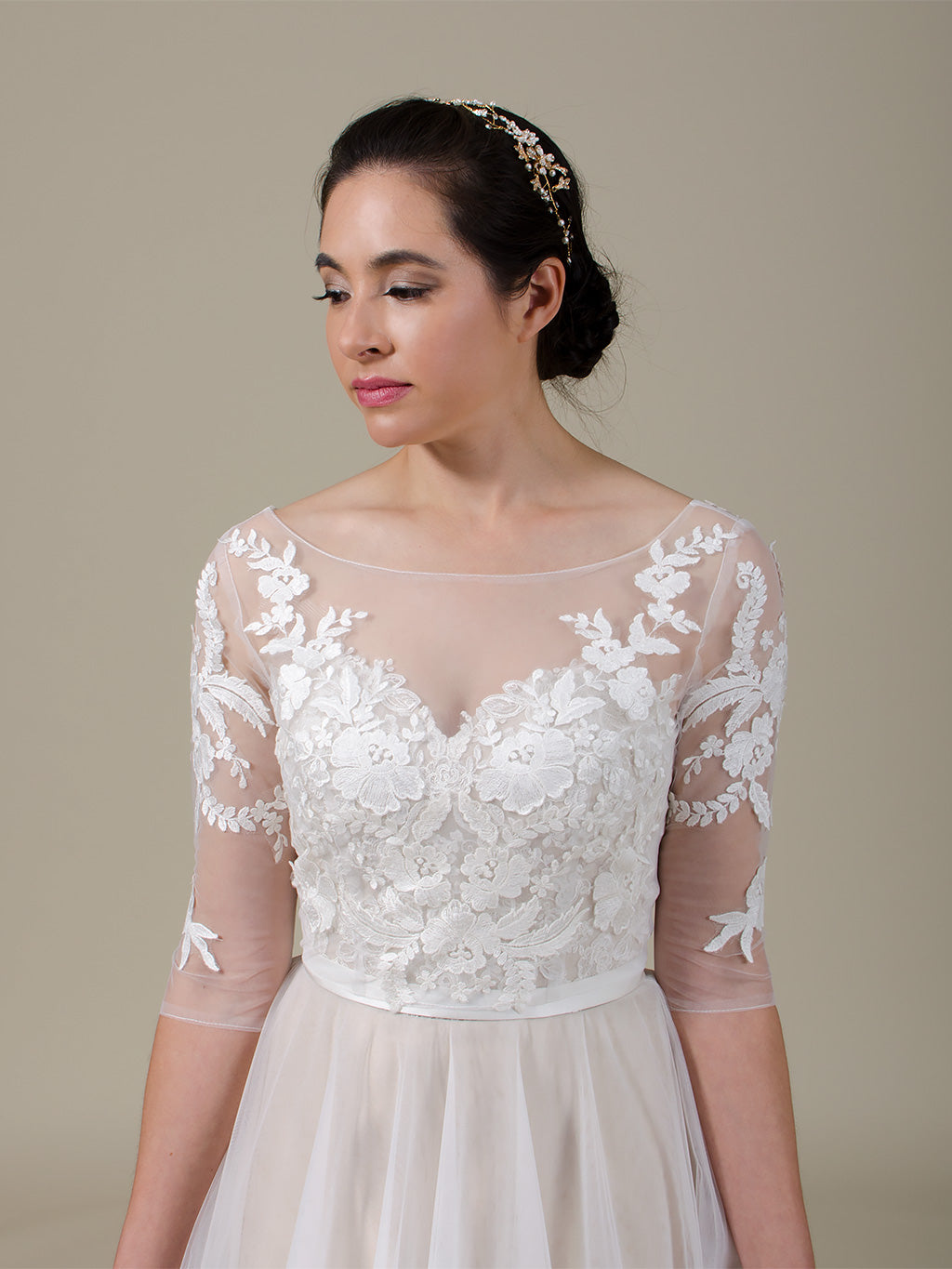 lace topper wedding dress Tulle Top A-line V-neck Dresses SW592 neck back design complements the body shape Lace Topper for Magnolia