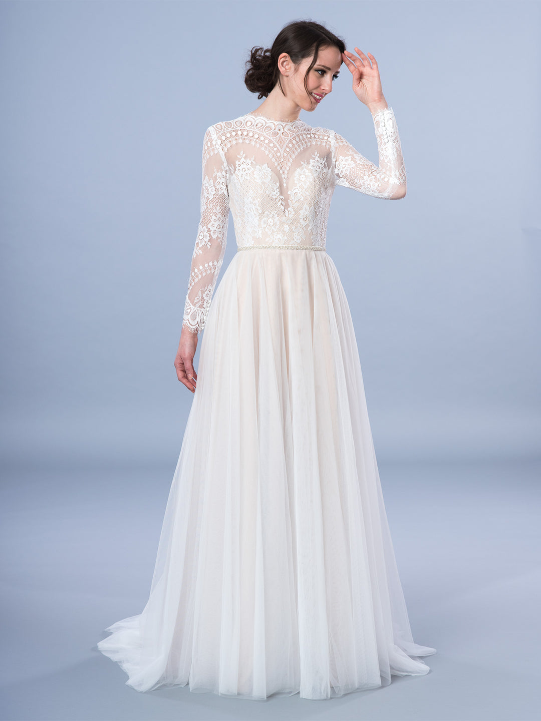 Long sleeve lace wedding dress