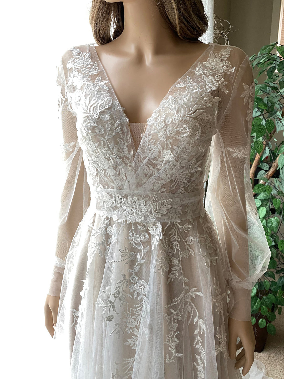Bishop sleeve ivory wedding dress topper – Tulip Bridal Bishop sleeve ivory wedding dress topper – Tulip Bridal
