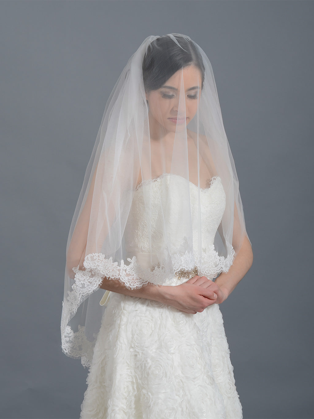 2-tier ivory elbow alencon lace wedding veil V042