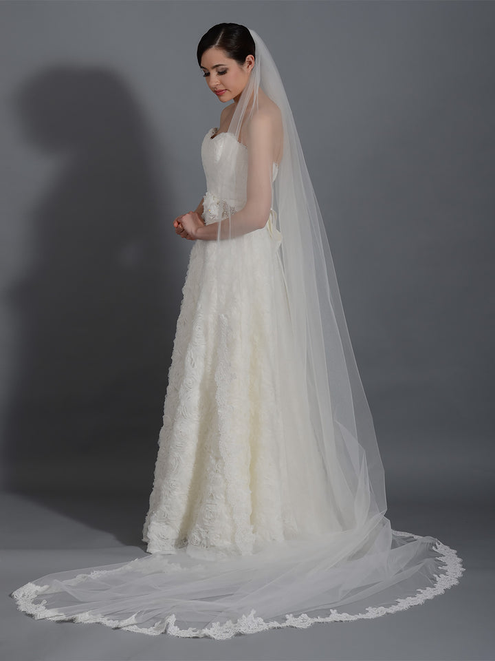 Ivory wedding veil cathedral length V043c